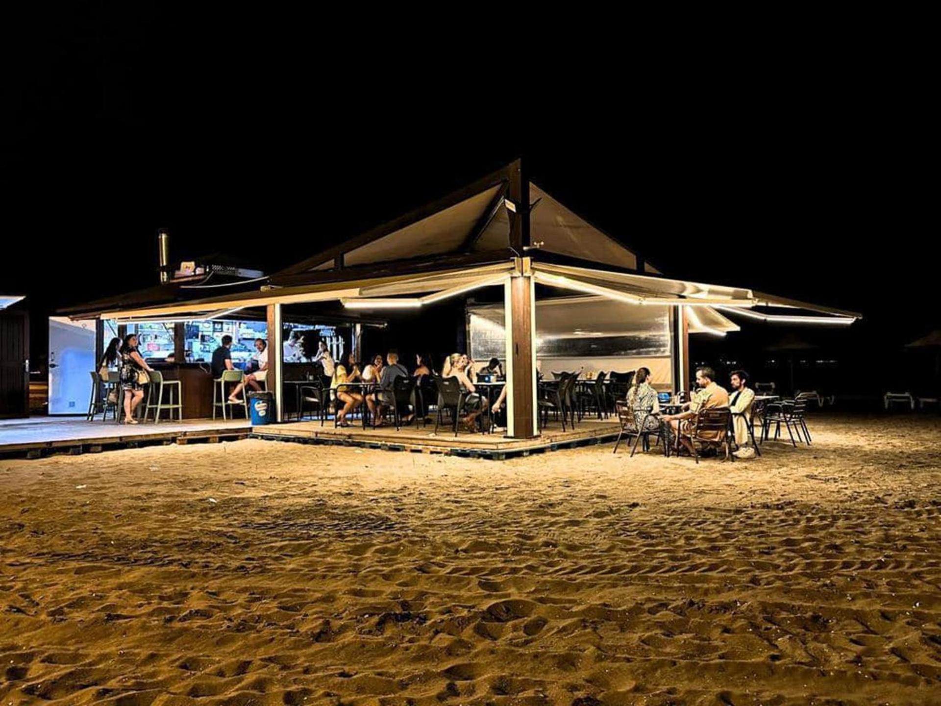 Holiday home Beachfront House Sea Views Near Historic